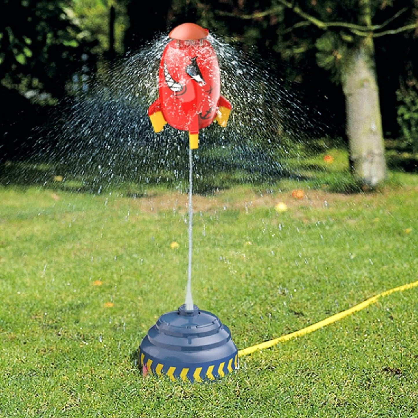 RocketRover™ - Water Rocket Dog Toy